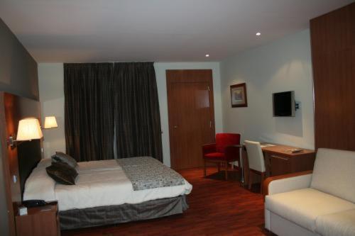Alti Hotel Bagneres-de-Luchon Экстерьер фото